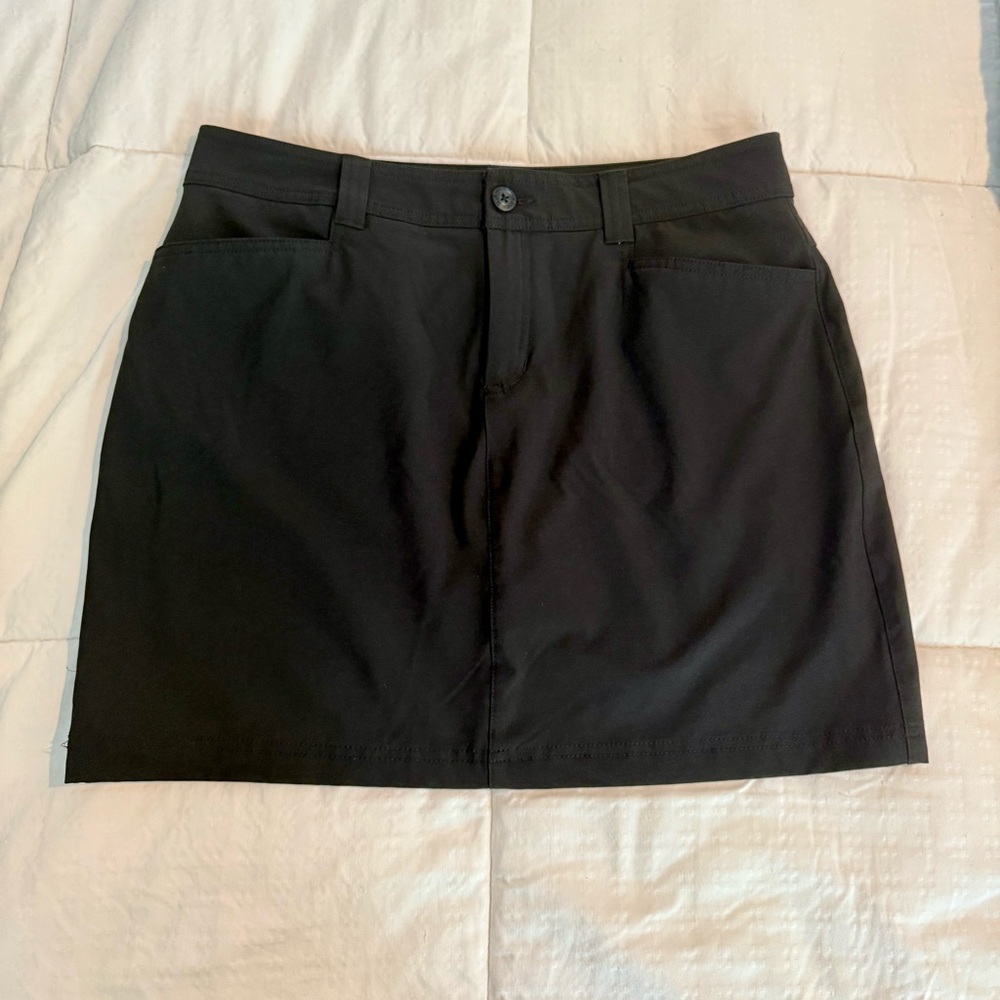 Eddie Bauer Classic Black Mini Skirt